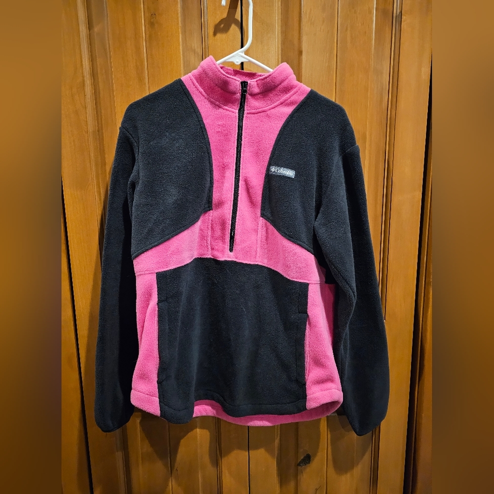 Columbia black and pink breast cancer fleece pullover. Size large.